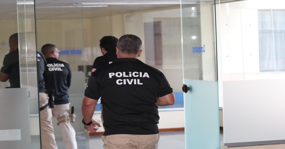 Policial militar investigado por matar vizinho em Ondina tem mandado de prisão cumprido pelo DHPP