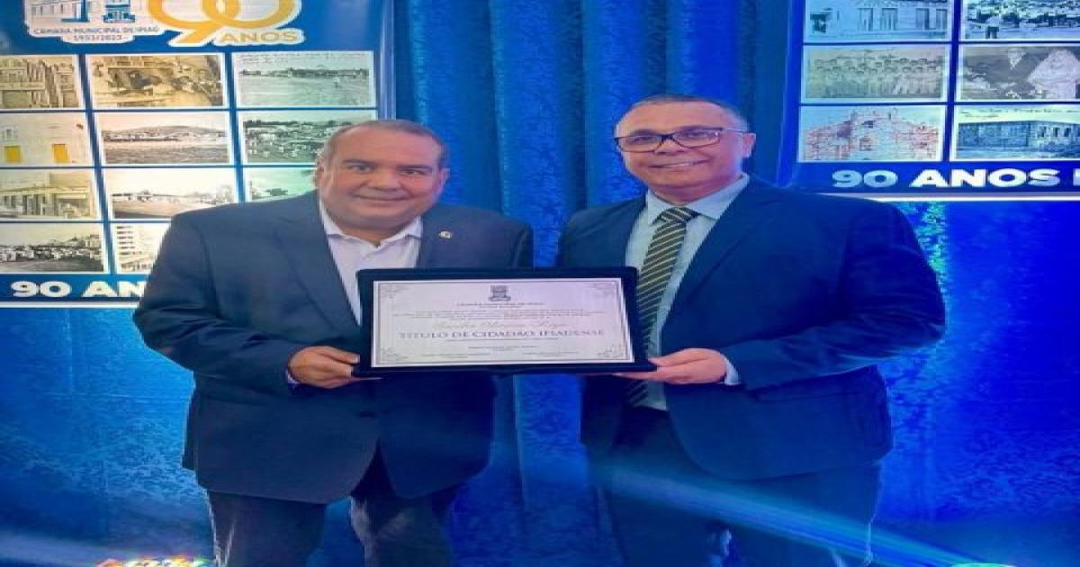Deputado Sandro Régis recebe título de cidadão de Ipiaú