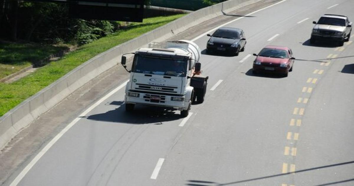 Motoristas das categorias C, D ou E têm até 28 de dezembro para realizar exame toxicológico