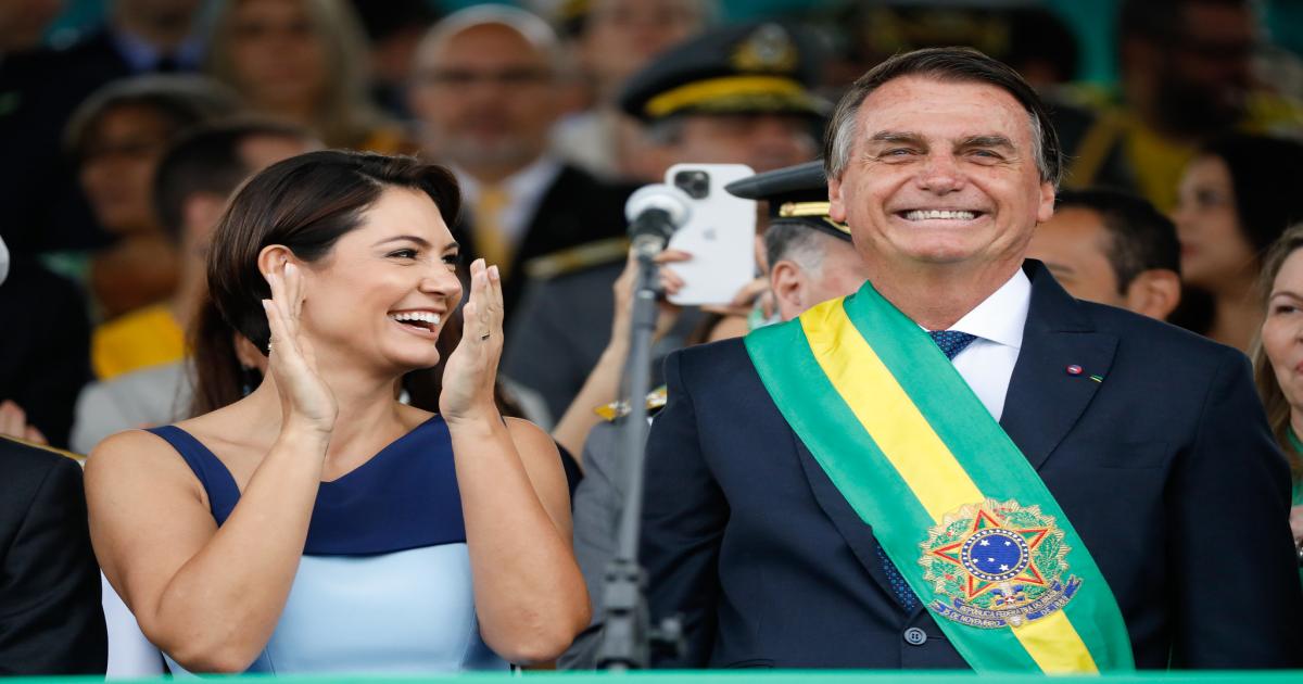 Gastos de Lula e Dilma no cartão corporativo foram maiores do que os de Bolsonaro