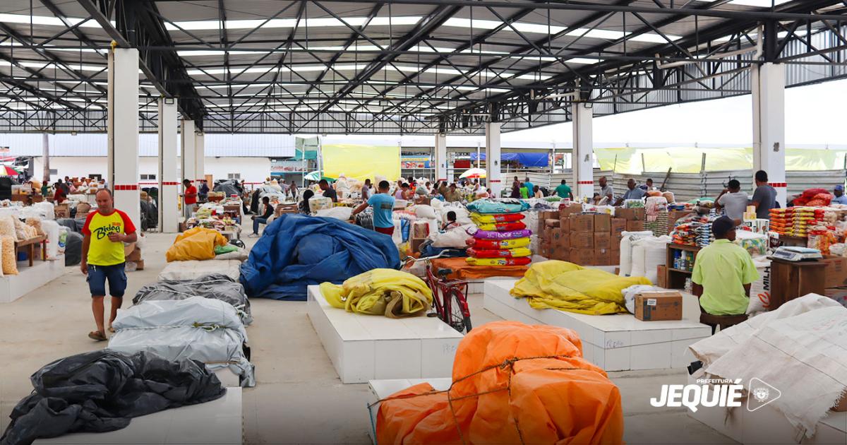 Prefeitura de Jequié realoca trabalhadores e feirantes do setor de farinhas, biscoitos e similares de volta no Centro de Abastecimento