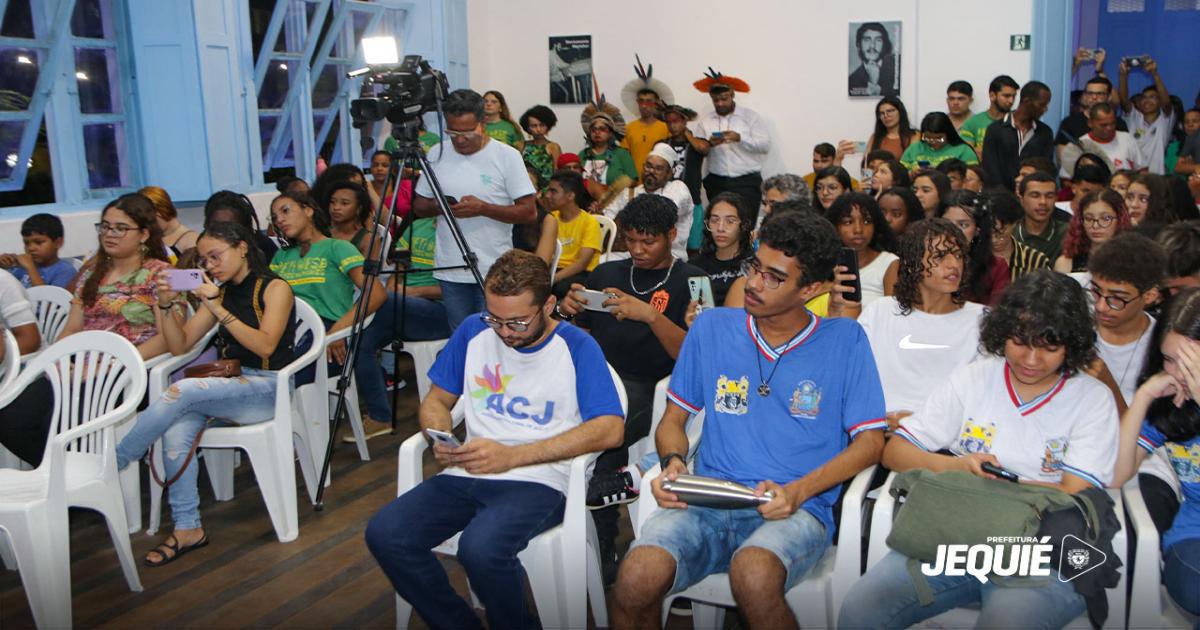 Prefeitura de Jequié promove seminário e exposição para discutir políticas públicas para os povos indígenas