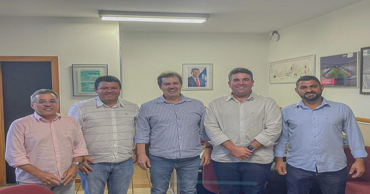 Lafaiete Coutinho: prefeito busca recursos junto ao governo do estado para ampliação do Parque do Vaqueiro