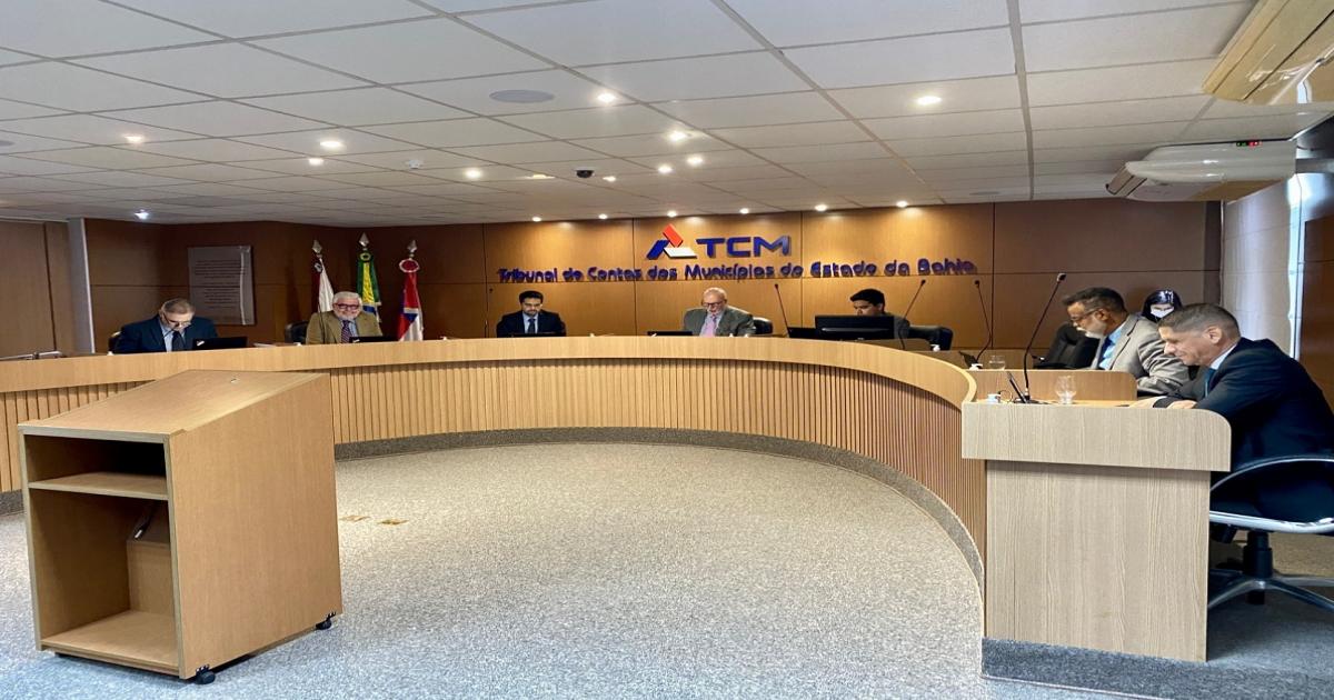 TCM SUSPENDE AQUISIÇÃO DE KITS DE ROBÓTICA EM JEQUIÉ