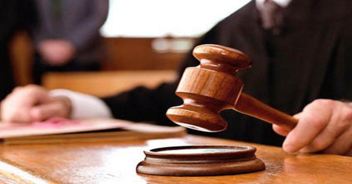 Condenado a 30 anos homem que matou sobrinho diante da esposa e filho da vítima