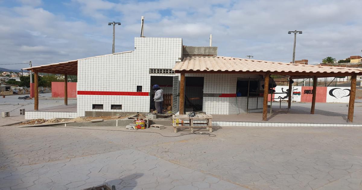 Vereador Marcos do Ovo visitou obras da nova praça do bairro São Judas Tadeu