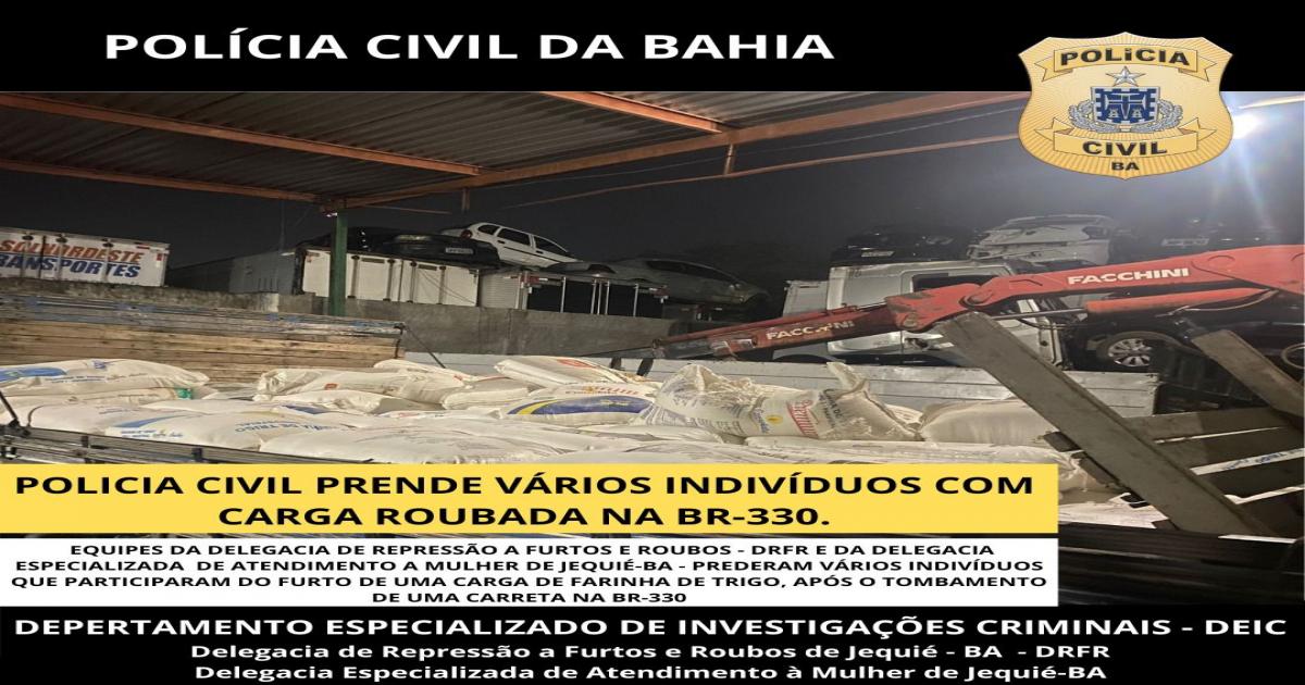 Jequié: 4 bandidos foram presos em flagrante descarregando carga de trigo furtada durante acidente na BR 330
