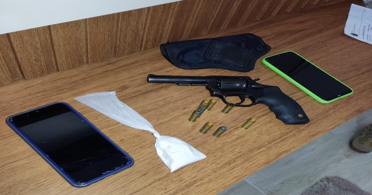Operação é deflagrada contra esquema de entrada de celulares em presídio de segurança máxima em Serrinha