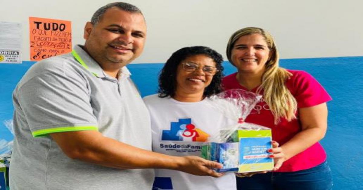 Prefeito Marcelo Pecorelli participou da entrega de kits aos Agentes Comunitários de Saúde