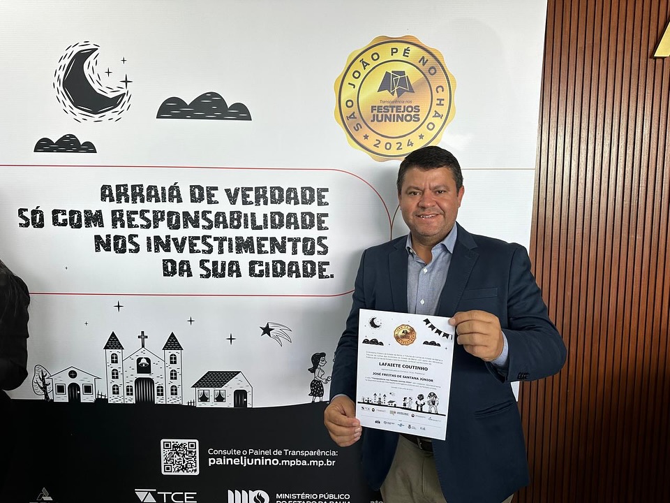 Lafaiete Coutinho recebe selo Transparência dos Festejos Juninos 2024 Lafaiete Coutinho recebe selo Transparência dos Festejos Juninos 2024