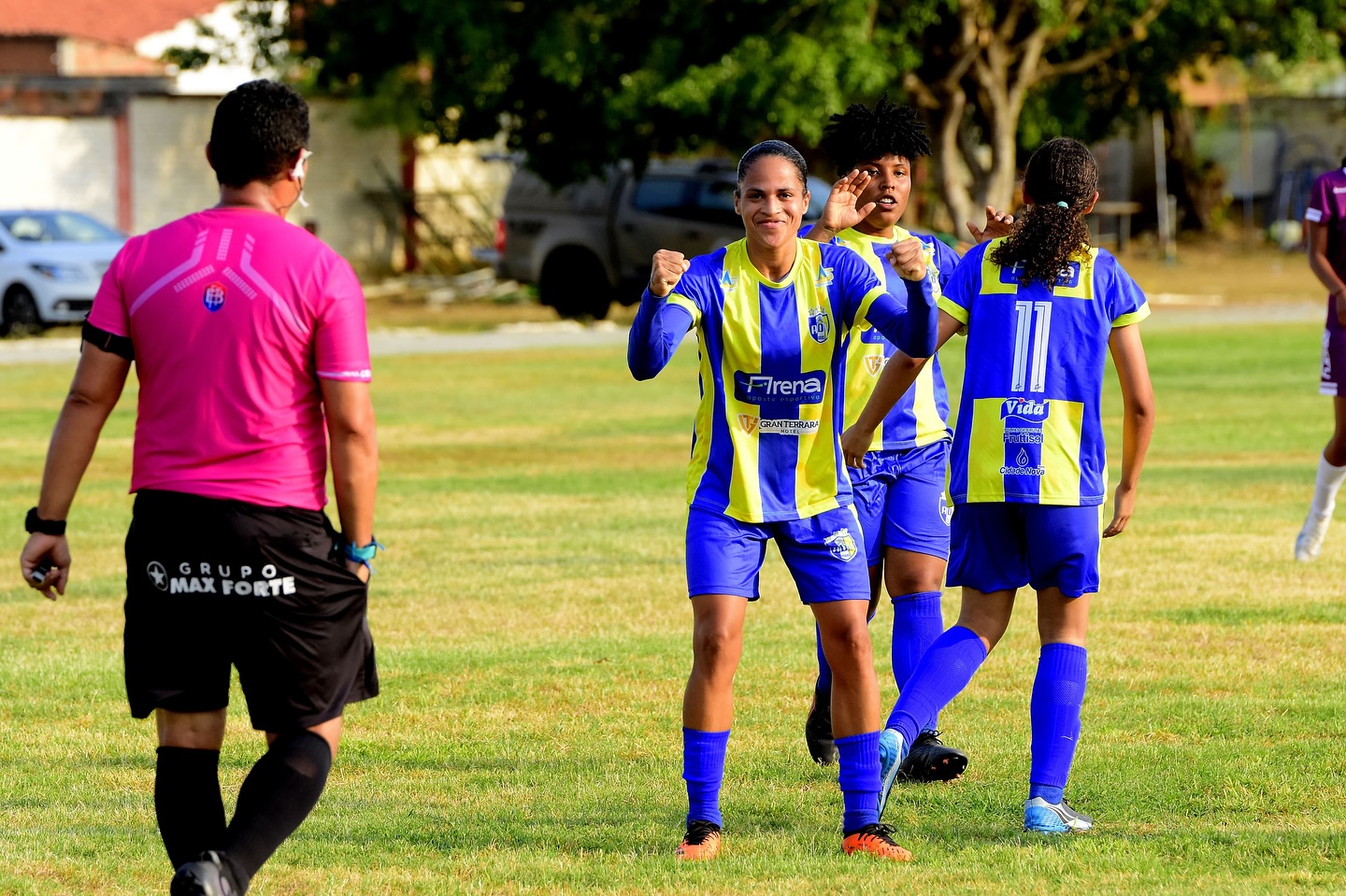 Com goleada, ADJ encerra sua participação no Baianão Feminino Com goleada, ADJ encerra sua participação no Baianão Feminino