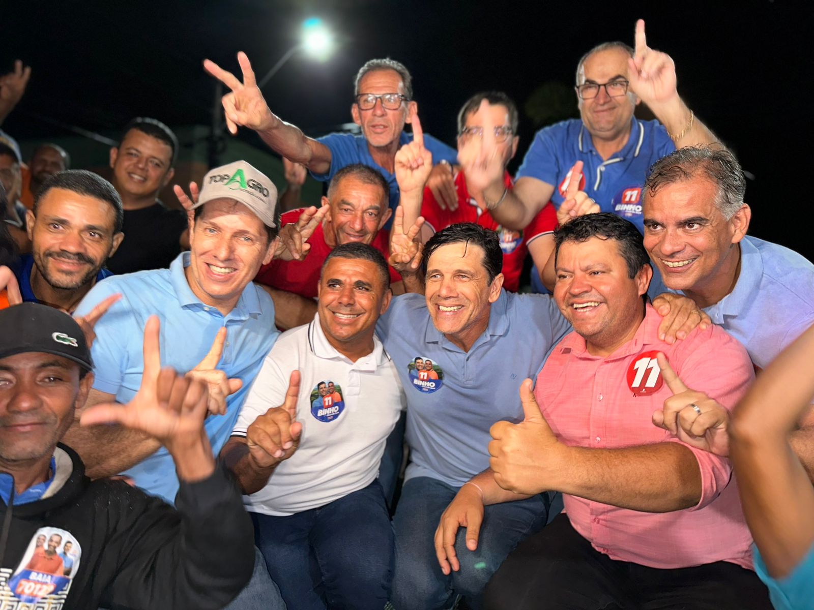 Binho lidera corrida eleitoral com 73,90% dos votos válidos consolidando sua vitória na disputa eleitoral em Lafaiete Coutinho Binho lidera corrida eleitoral com 73,90% dos votos válidos consolidando sua vitória na disputa eleitoral em Lafaiete Coutinho