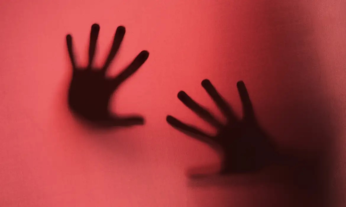 Bullying agora é crime e pena pode chegar a quatro anos de prisão Bullying agora é crime e pena pode chegar a quatro anos de prisão