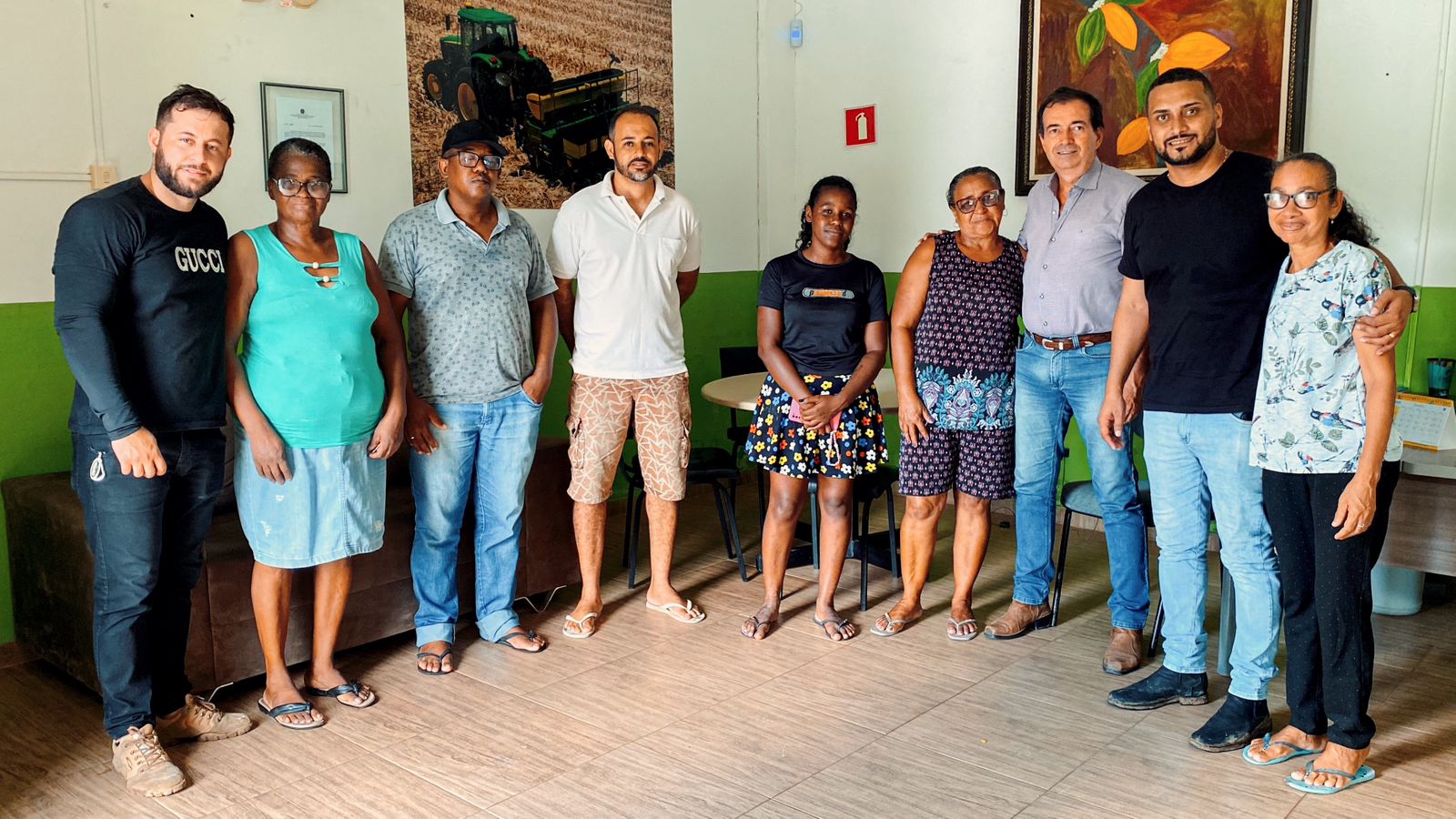 Vereador João Paulo e população da baixa do Bonfim tem reunião com presidente do Sindicato Rural Erivan para tratar das inundações Vereador João Paulo e população da baixa do Bonfim tem reunião com presidente do Sindicato Rural Erivan para tratar das inundações