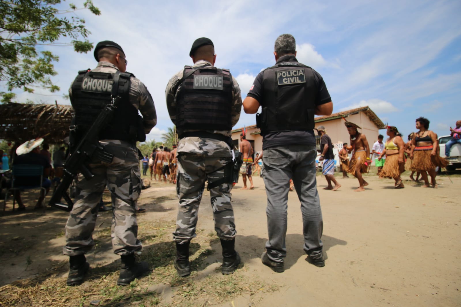 Itapetinga: fazendeiros impedem invasão de terras por indígenas, uma pessoa morreu e outra foi baleada no confronto Itapetinga: fazendeiros impedem invasão de terras por indígenas, uma pessoa morreu e outra foi baleada no confronto