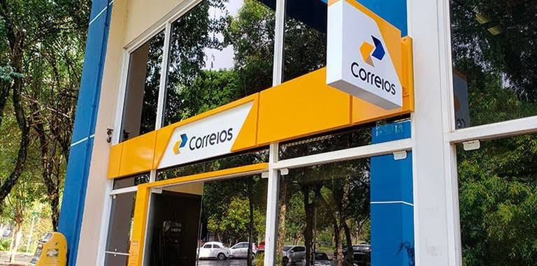 Correios com rombo de R$ 7,6 bilhões Correios com rombo de R$ 7,6 bilhões