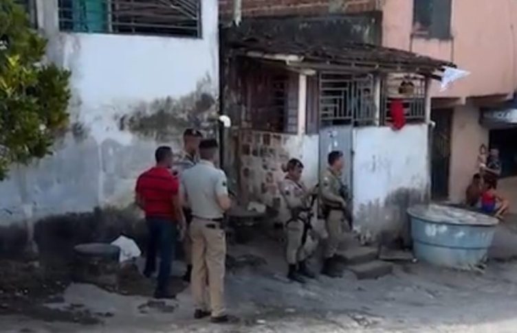 Motorista de aplicativo é assassinado a tiros em Itabuna Motorista de aplicativo é assassinado a tiros em Itabuna