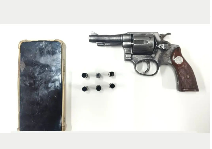 Entroncamento de Jaguaquara: bandido morreu em troca de tiros com policiais do 19BPM Entroncamento de Jaguaquara: bandido morreu em troca de tiros com policiais do 19BPM