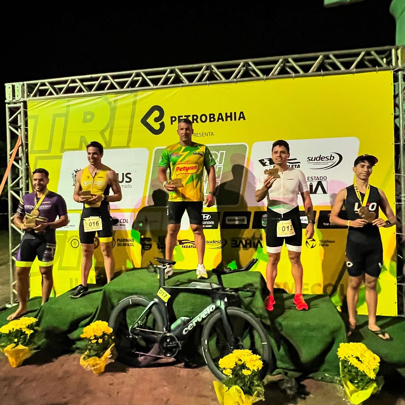 Triatleta Jequieense se sagra Campeão Geral no Campeonato Brasileiro de Aquabike em Ilhéus