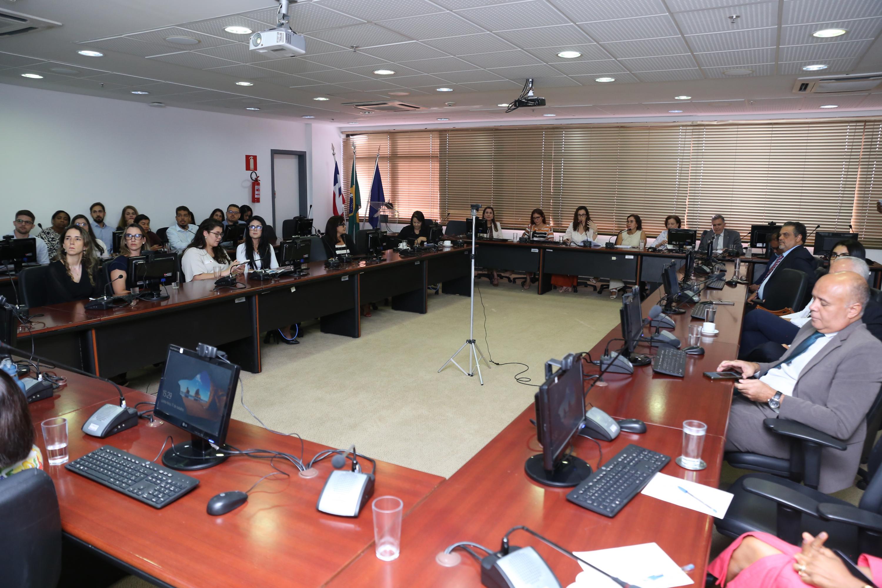 Impacto da judicialização de demandas no SUS preocupa autoridades na Bahia Impacto da judicialização de demandas no SUS preocupa autoridades na Bahia