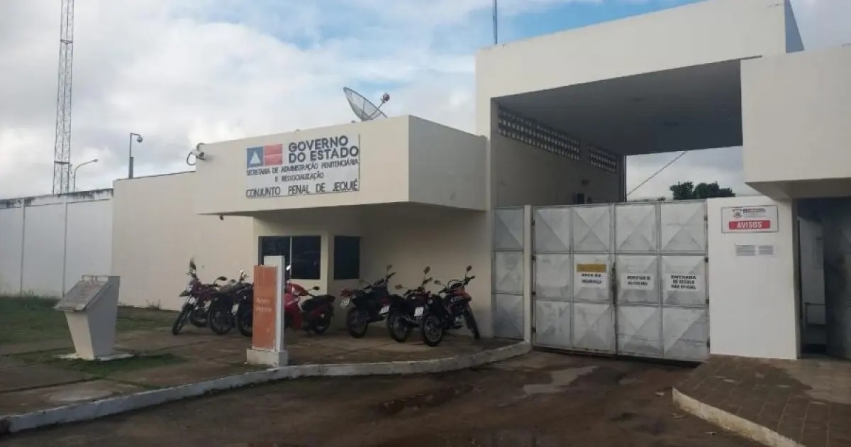 Diretores e vice-diretores de Conjuntos Penais da Bahia mantêm OAB ativa mesmo após assumirem cargos Diretores e vice-diretores de Conjuntos Penais da Bahia mantêm OAB ativa mesmo após assumirem cargos
