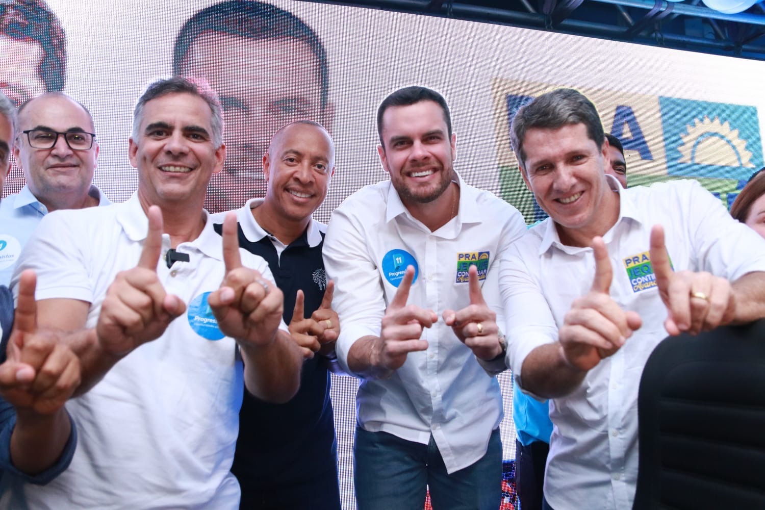 Zé Cocá e Flavinho Santana como pré-candidatos a prefeito e vice-prefeito de Jequié Zé Cocá e Flavinho Santana como pré-candidatos a prefeito e vice-prefeito de Jequié