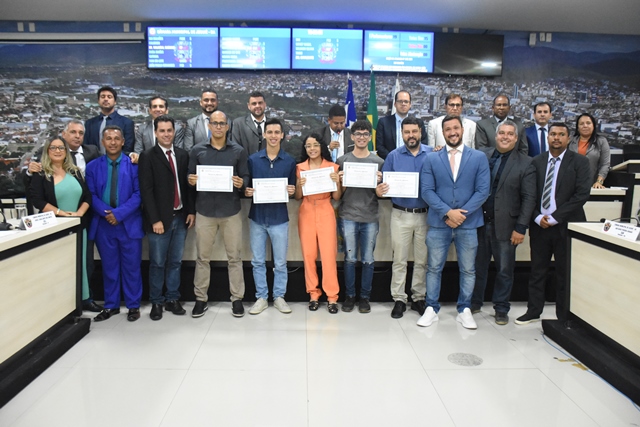 Equipe do IFBA/Jequié é homenageada por iniciativa de Bui Bulhões por conquista da Etapa Nacional da Competição Huawei Equipe do IFBA/Jequié é homenageada por iniciativa de Bui Bulhões por conquista da Etapa Nacional da Competição Huawei