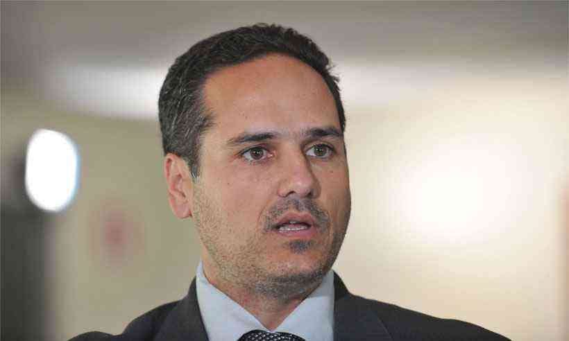 Advogado de Adélio Bispo sofre busca e apreensão com R$ 200 milhões na conta por ligação com PCC Advogado de Adélio Bispo sofre busca e apreensão com R$ 200 milhões na conta por ligação com PCC