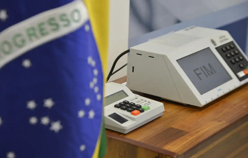 Eleições 2024: prazo para transferir o título e votar para prefeito e vereador acaba em 8 de maio Eleições 2024: prazo para transferir o título e votar para prefeito e vereador acaba em 8 de maio