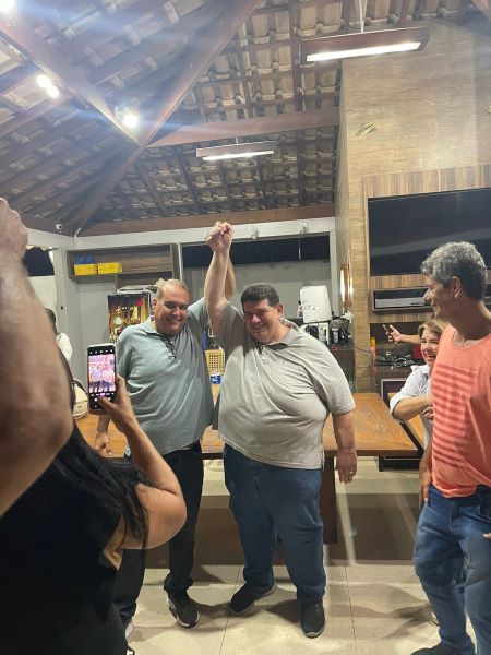 IPIAÚ: SANDRO RÉGIS REFORÇA CONVITE PARA ALIPINHO DA DOCE MEL CANDIDATAR-SE À PREFEITURA IPIAÚ: SANDRO RÉGIS REFORÇA CONVITE PARA ALIPINHO DA DOCE MEL CANDIDATAR-SE À PREFEITURA
