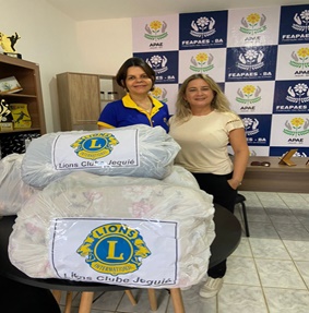 Lions Clube de Jequié doa cobertores para entidades filantrópicas Lions Clube de Jequié doa cobertores para entidades filantrópicas
