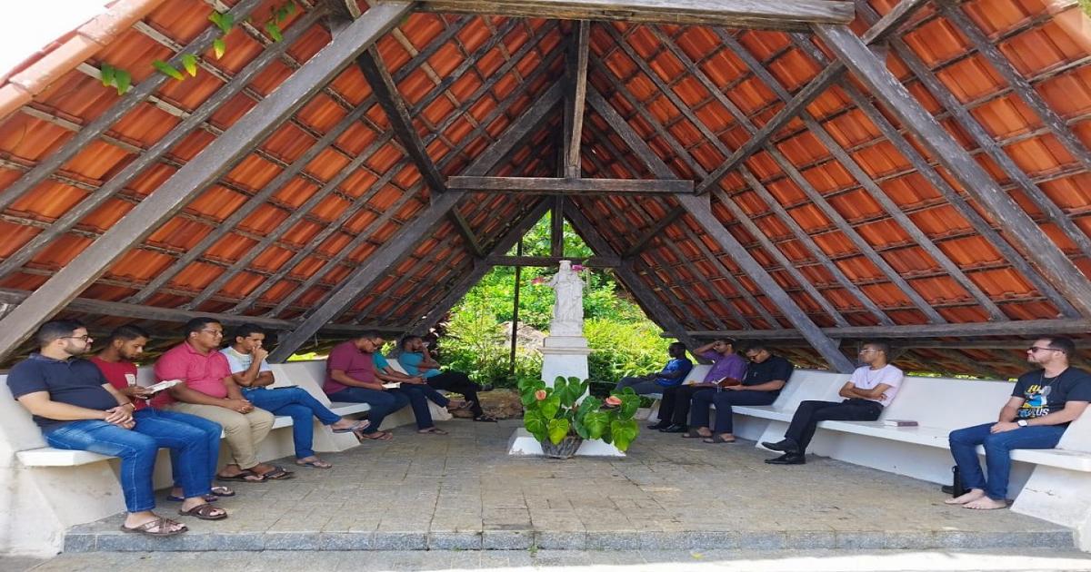 Seminaristas da Diocese de Jequié participaram de retiro espiritual