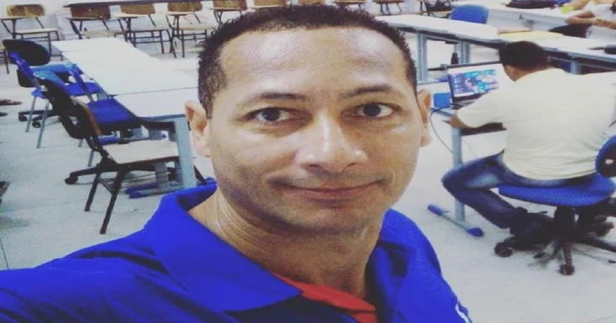 Alunos de escola em Ubaitaba repudiam prisão de diretor: Estamos envergonhados