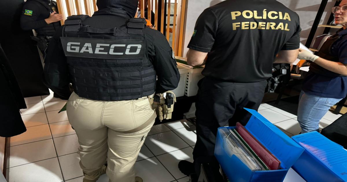 Operação Patrocínio Indigno prende advogado envolvido com grupo miliciano em Feira de Santana