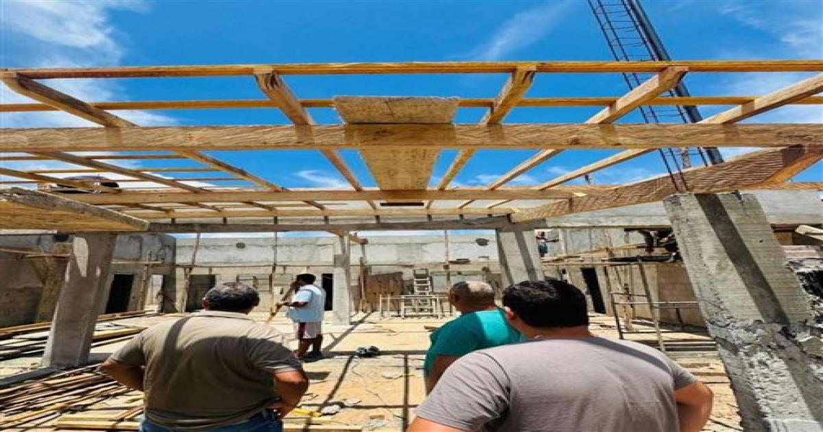 Prefeito de Jitaúna realiza visitas a obras em andamento por toda cidade