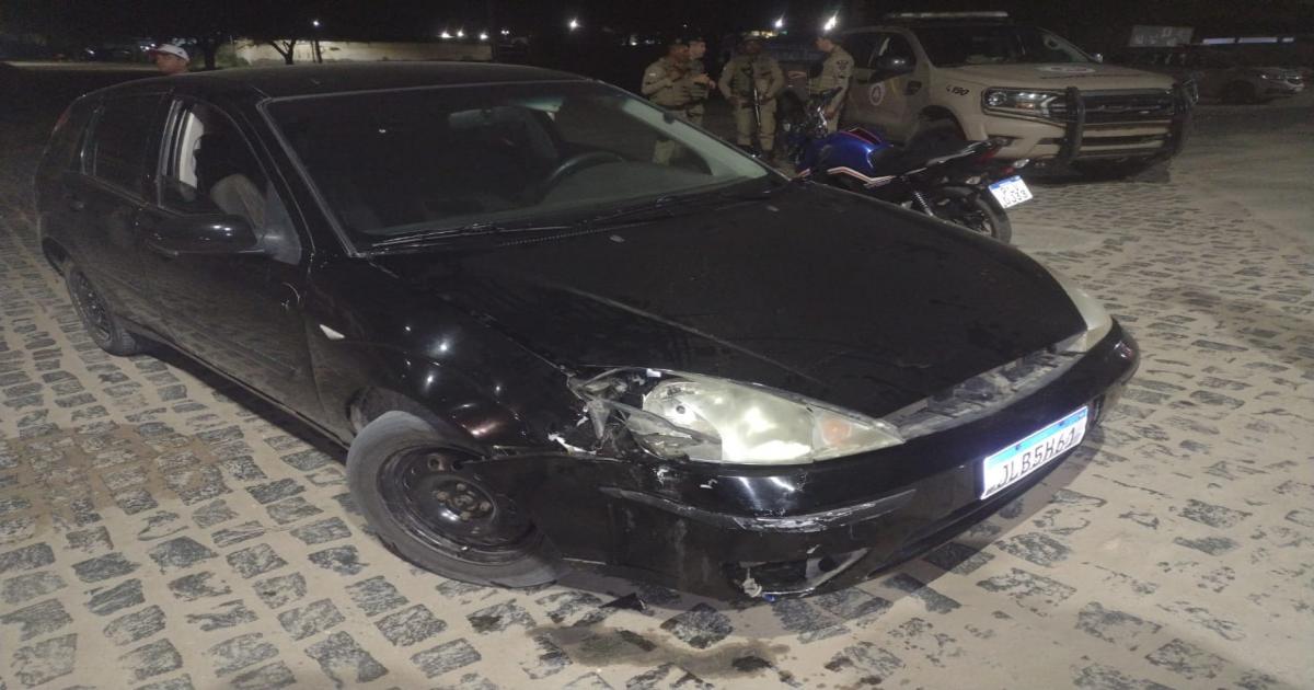 Batida entre carro e moto na BR 330 oeste deixou uma pessoa ferida