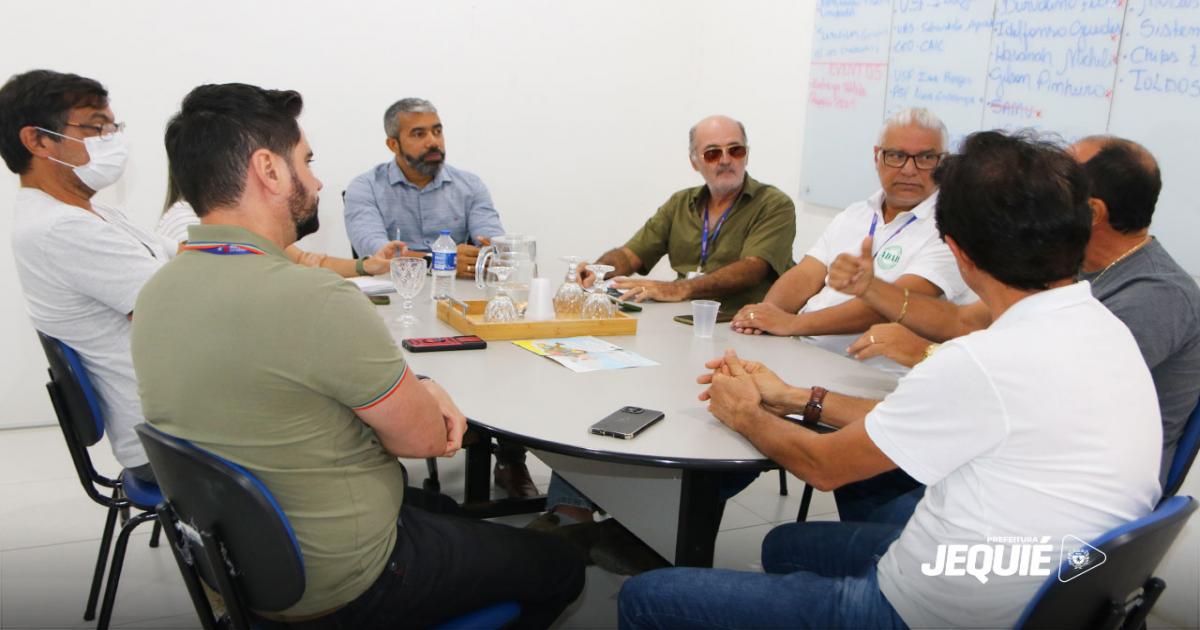 Prefeitura de Jequié e ADAB iniciam ações de orientação sobre comercialização do leite in natura e os riscos à saúde da população