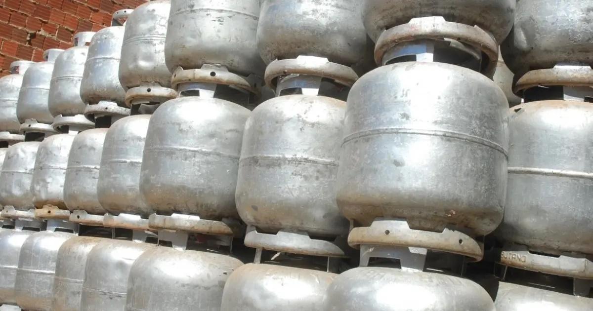 Reajuste no ICMS deixa gasolina, diesel e gás de cozinha mais caros na Bahia