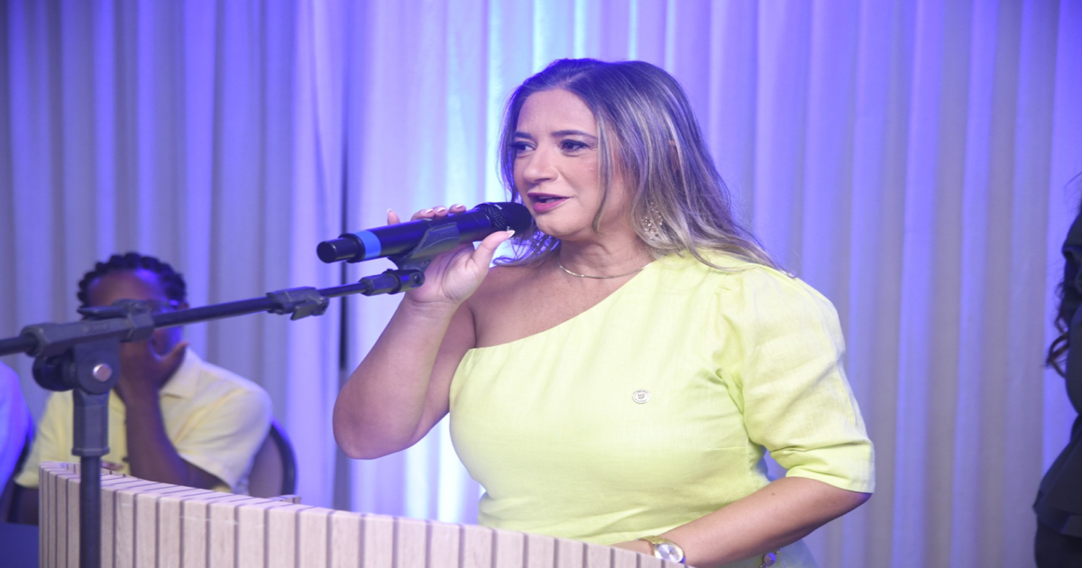 Moana Meira empossada presidente da Federação das Apaes do Estado da Bahia