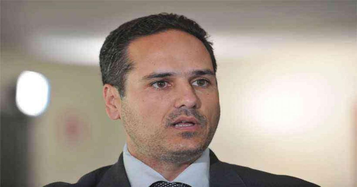Advogado de Adélio Bispo sofre busca e apreensão com R$ 200 milhões na conta por ligação com PCC