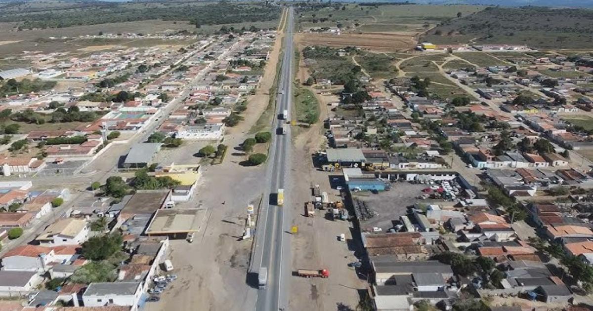 Homem atira na esposa e depois comete suicídio no Km 100