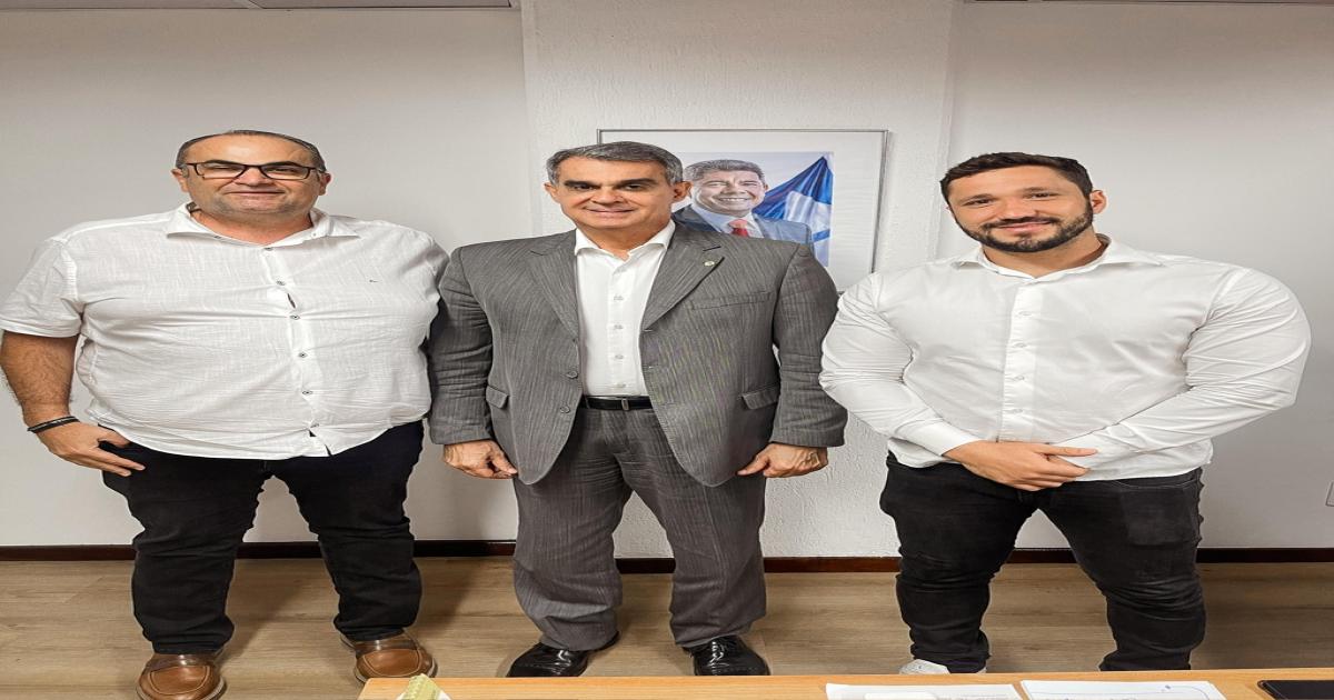 Audiência com Bui Bulhões e Hassan na Secretaria de Infraestrutura da Bahia visa beneficiar distrito de Florestal e povoado da Barragem de Pedra