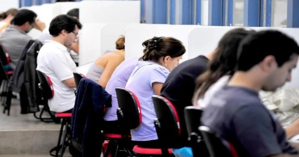 Emprego à vista: estão abertos mais de 40 concursos públicos para 25 estados