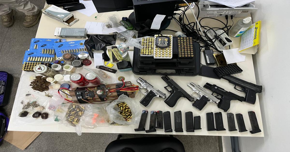 Polícia Civil prende homem com arsenal e drogas em Itabuna