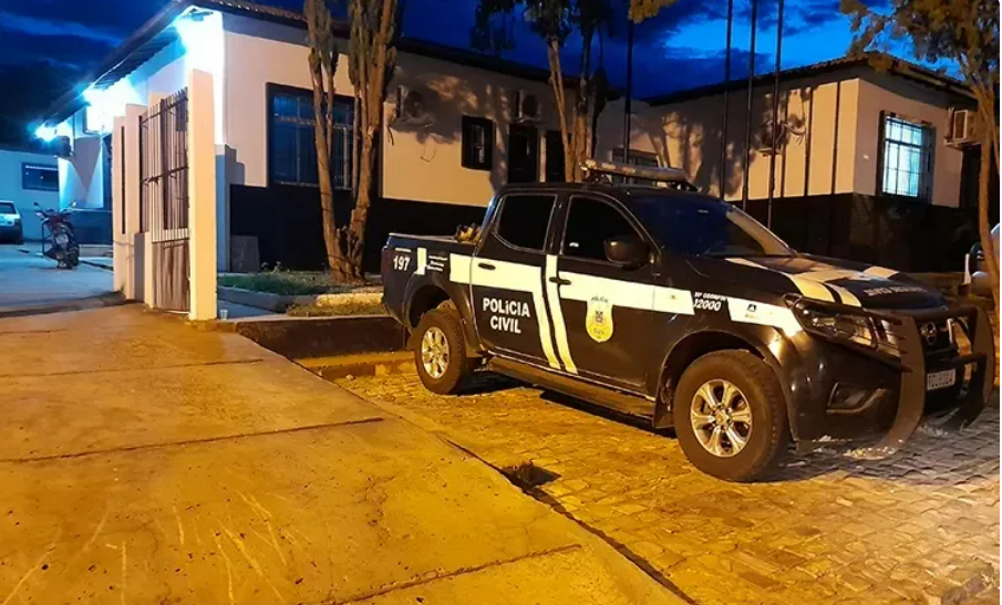 Filho adotivo é preso por agredir a própria mãe após negativa de dinheiro para comprar drogas em Brumado