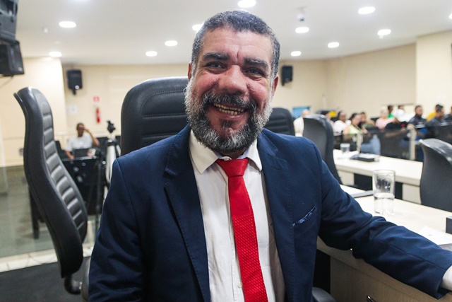 Câmara aprova proposta do vereador André do Sintracal para capacitação em hotelaria Câmara aprova proposta do vereador André do Sintracal para capacitação em hotelaria