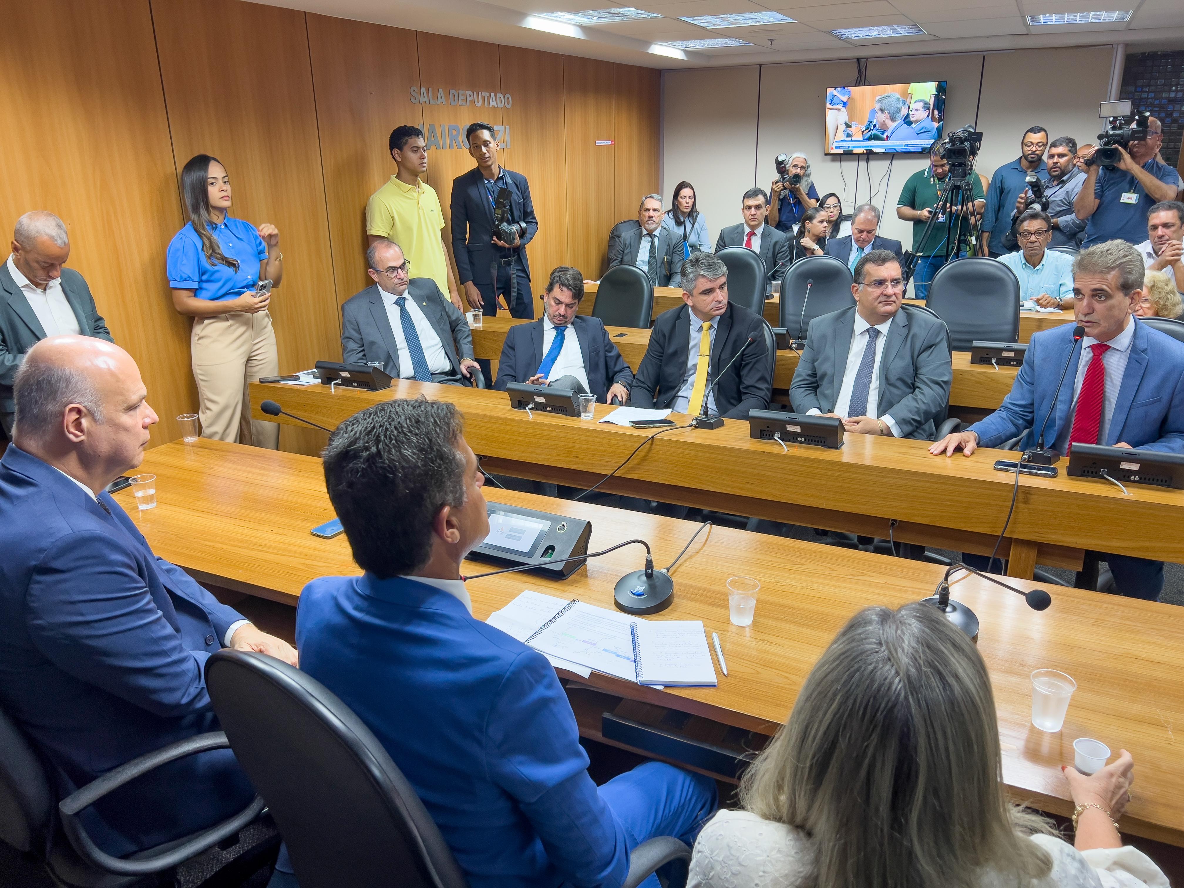 Hassan ressalta a importância da Fiol para o desenvolvimento de Jequié e região