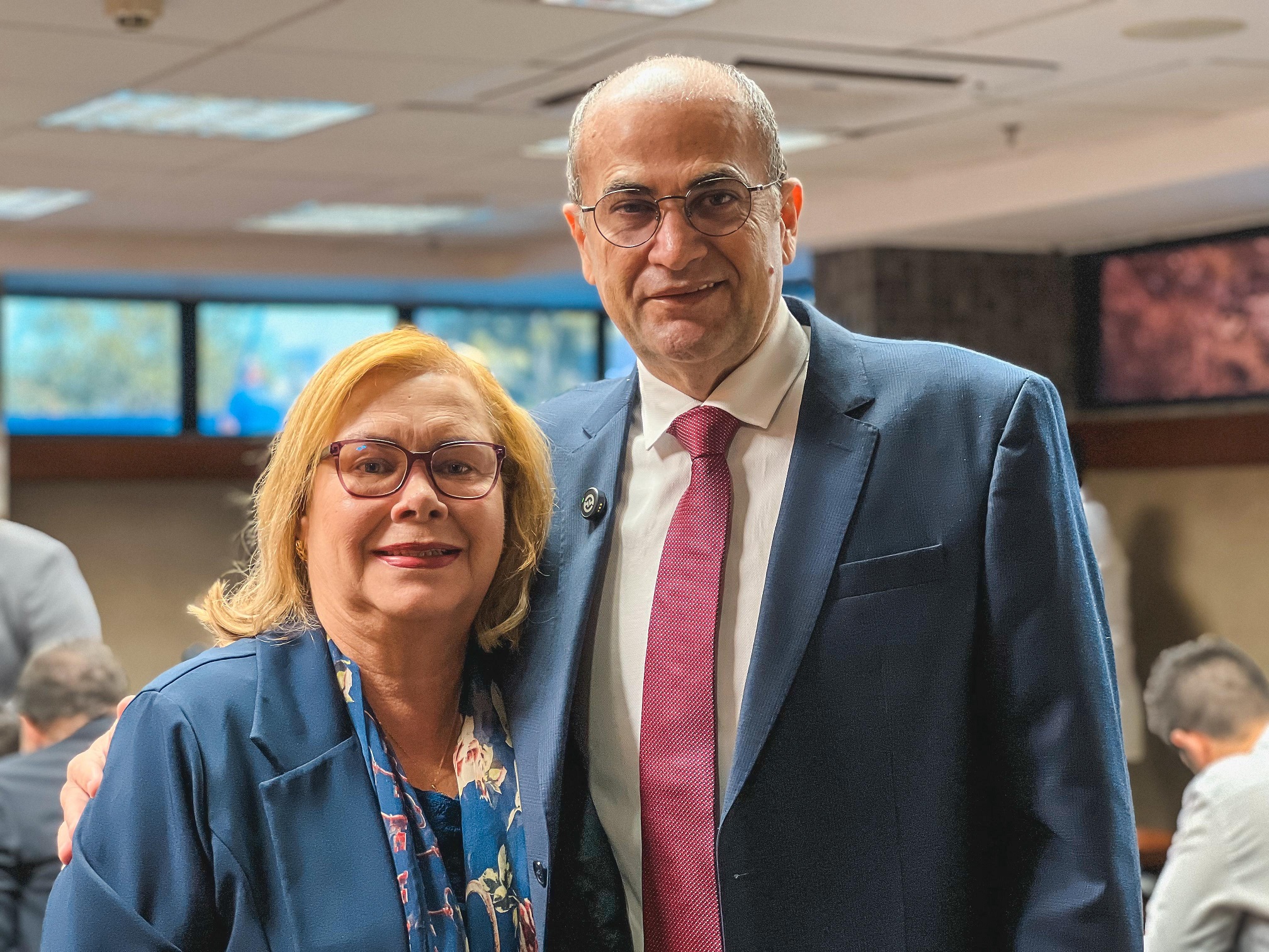 Hassan propõe e Alba aprova o Dia Estadual dos Secretários Municipais de Saúde da Bahia Hassan propõe e Alba aprova o Dia Estadual dos Secretários Municipais de Saúde da Bahia