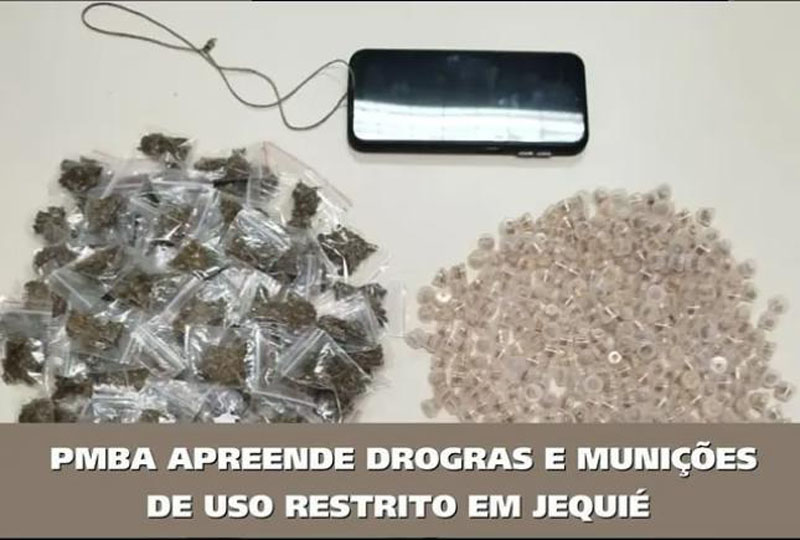 Polícia Militar apreende drogas, munições e balança de precisão no bairro Joaquim Romão, em Jequié