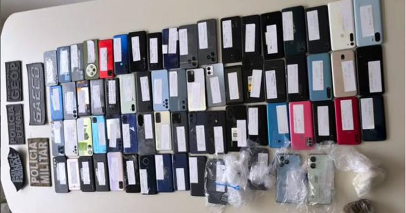 Operação conjunta apreende 68 celulares e drogas no Conjunto Penal de Jequié Operação conjunta apreende 68 celulares e drogas no Conjunto Penal de Jequié